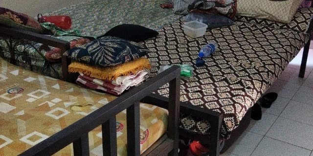 Empire Girls Hostel room