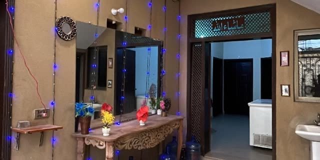 Fairmount Palace Girls Hostel room